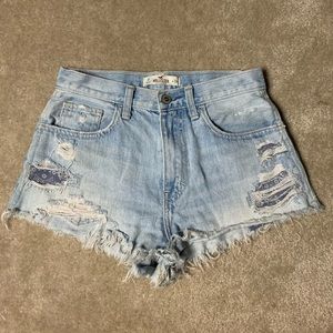Hollister distressed high rise shorts